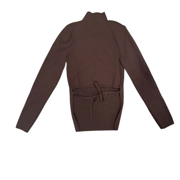 Aritzia Babaton Sculpt Knit Tie-Back Longsleeve - Picture 10 of 11